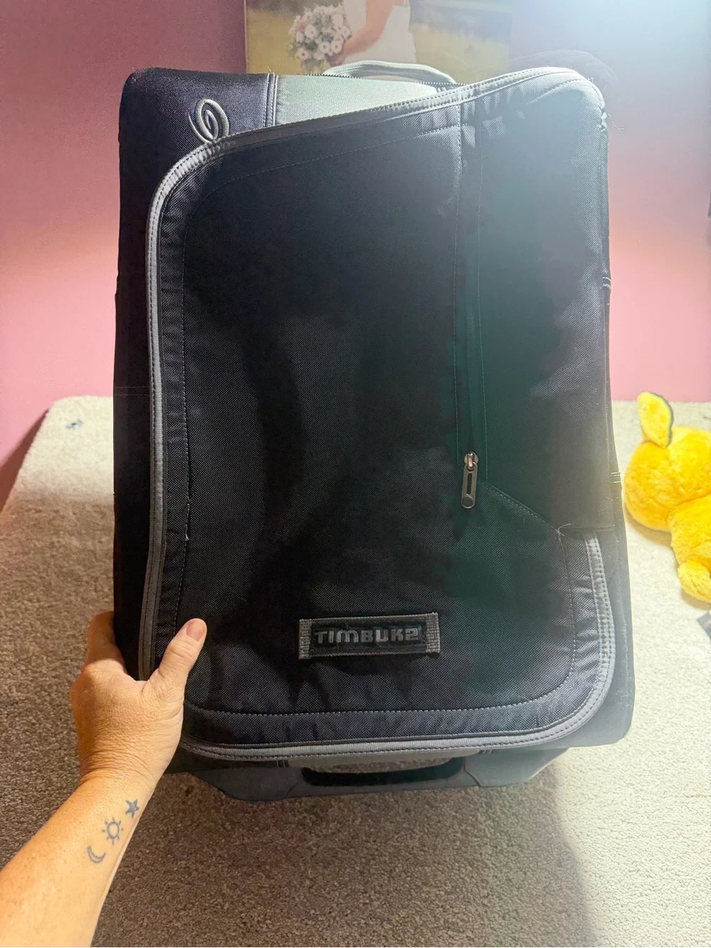 Timbuk2 Copilot Luggage Roller 2-Wheel Rolling Suitcase Carry On Black Grey
